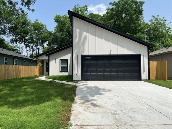 2811 Silkwood Street, Dallas, TX 75215