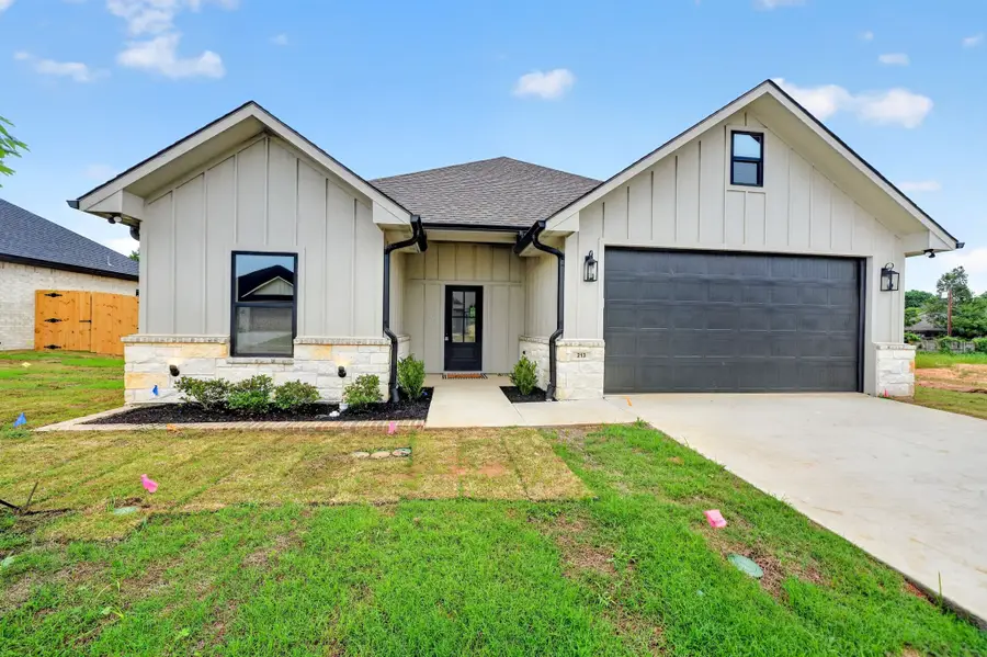 213 Central Park Court, Athens, TX 75751 - #2