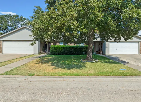 421 / 423 Bond Street, Hillsboro, TX 76645