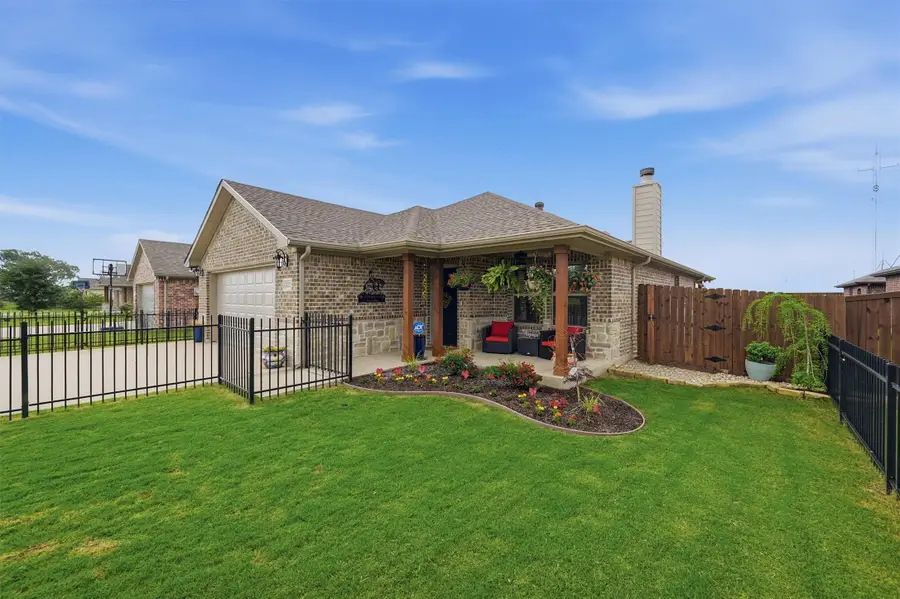 502 Pathfinder Street, Collinsville, TX 76233 - #3