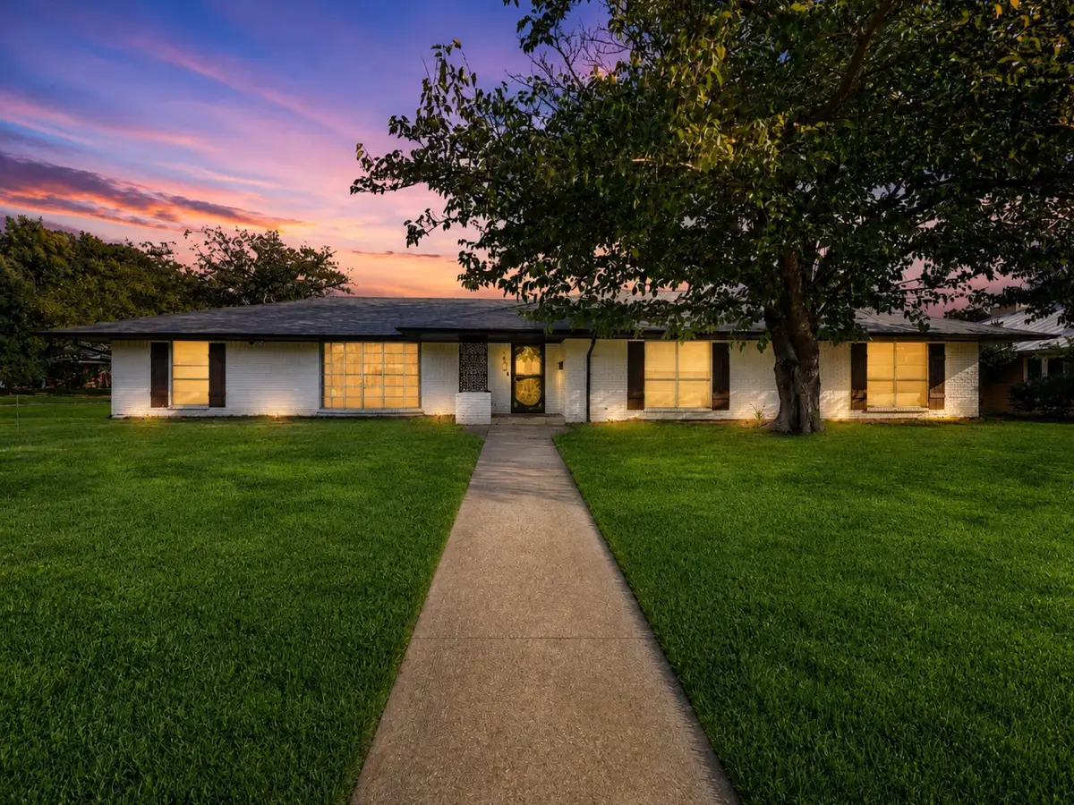 1400 Crescent Drive, Sherman, TX 75092 - #1