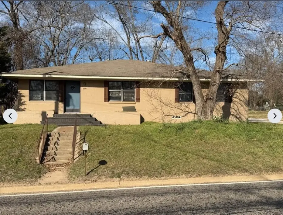 310 W Pine Street, Frankston, TX 75763 - #1