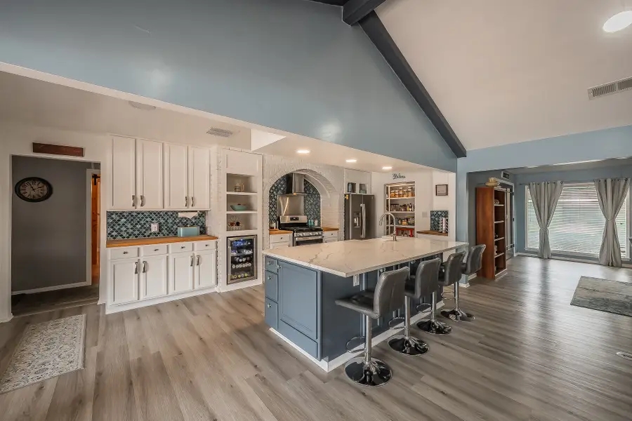 5801 Cedarcrest Drive, Haltom City, TX 76117 - #3