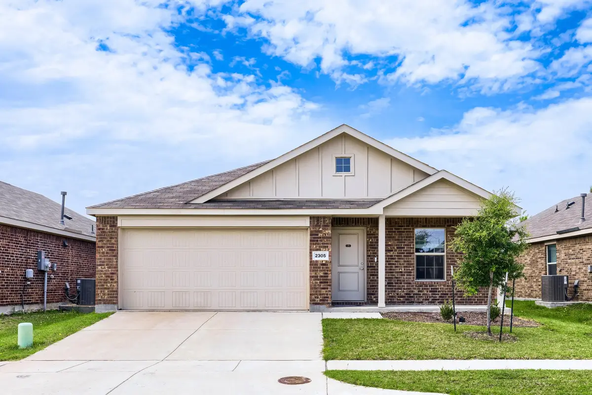 2305 Mobile Drive, Ennis, TX 75119 - #1