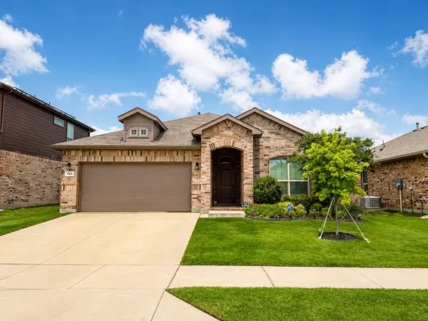721 Wilmott Terrace, Fort Worth, TX 76247
