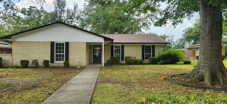 2821 Windy Drive, Commerce, TX 75428 - #2
