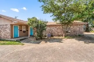 1122 N Center Street N #1122 and 1124, Arlington, TX 76011 - #1