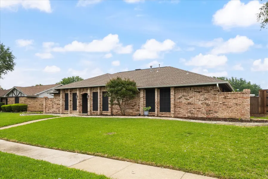 1910 Vista Oaks Drive, Carrollton, TX 75007 - #2