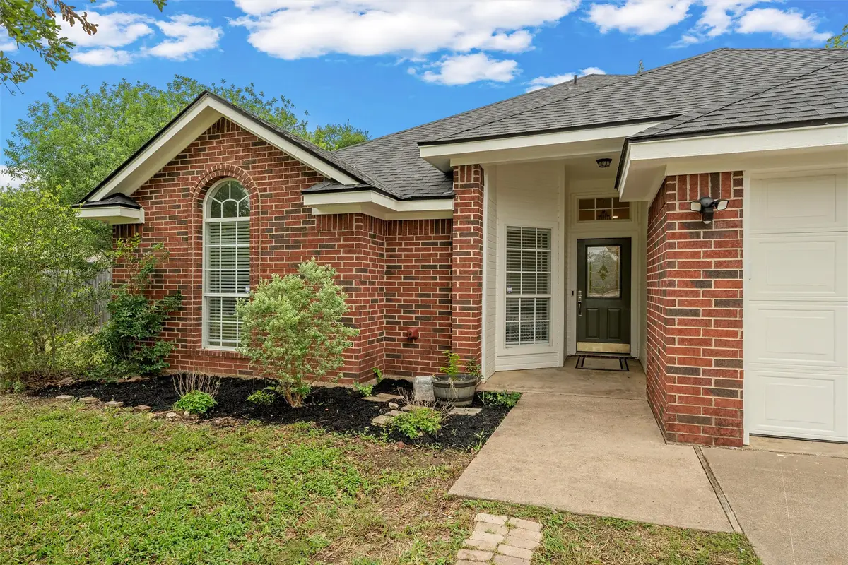 209 W Karnes Drive, Robinson, TX 76706 - #1