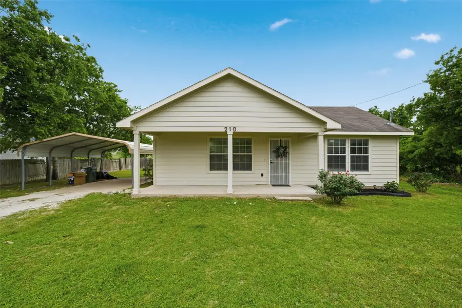 210 W Madison Street, Hillsboro, TX 76645 - #2