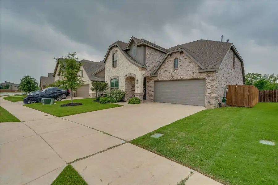 4621 Mill Falls Drive, Crowley, TX 76036 - #2