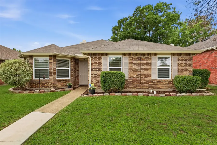2513 Silver Creek Court, Garland, TX 75040 - #2