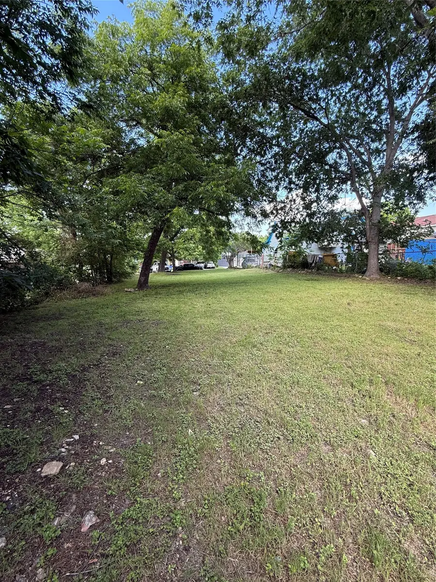 1713 Denver Avenue, Fort Worth, TX 76164 - #2