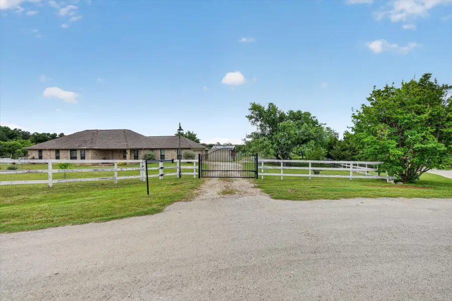 951 Ridgewood Circle, Bartonville, TX 76226 - #3