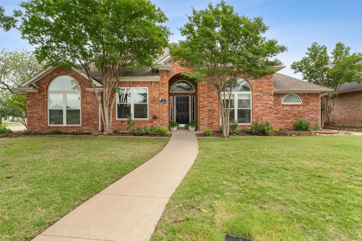 42 Alamosa Drive, Roanoke, TX 76262 - #1