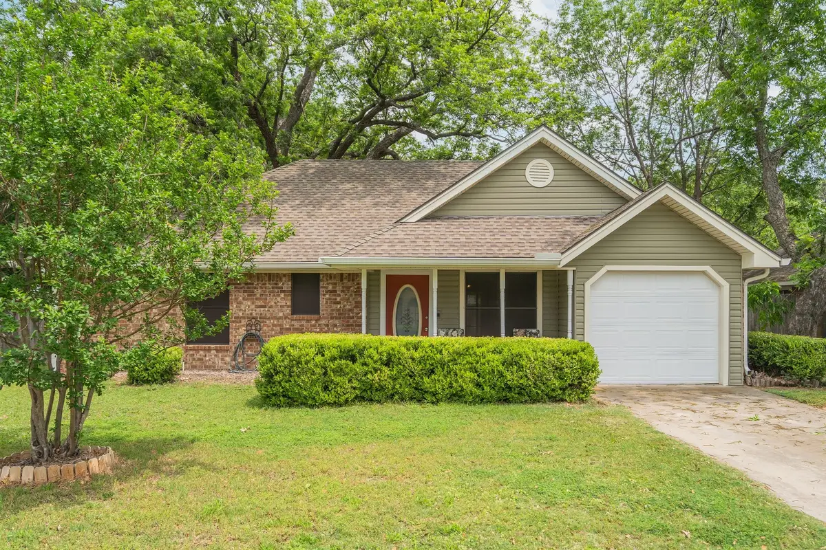 204 Joshua Street, Denton, TX 76209 - #1