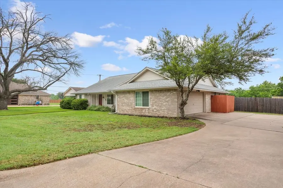1004 Tillamook Street, Hewitt, TX 76643 - #3