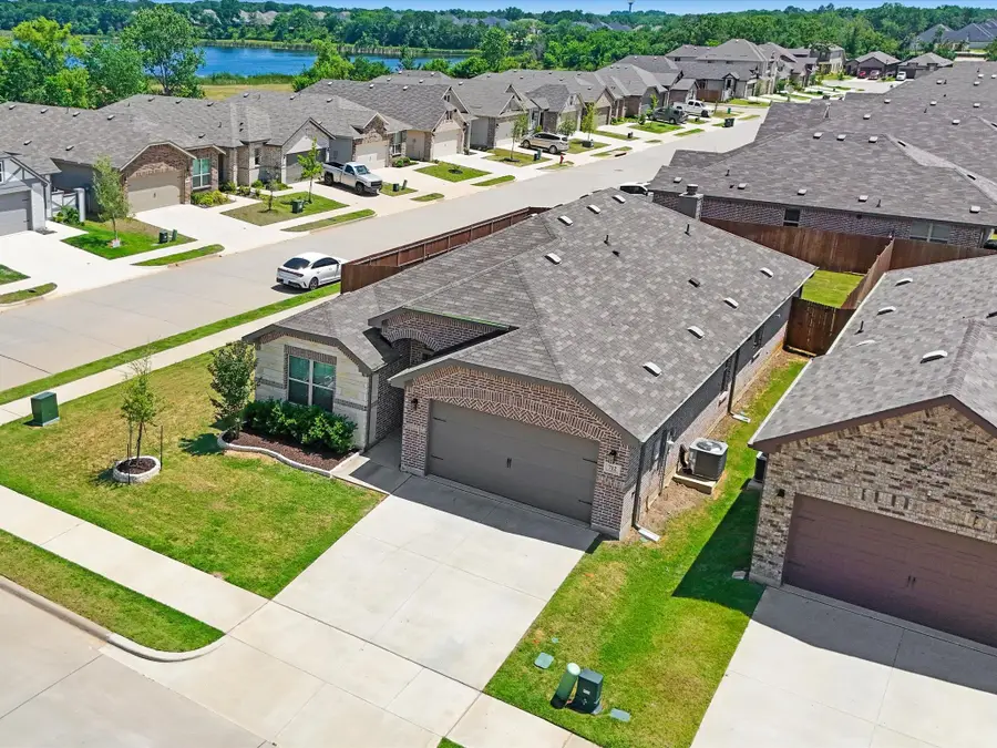712 Presidio Street, Aubrey, TX 76227 - #3