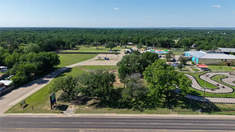 600 E Cedar Creek Parkway, Seven Points, TX 75143 - #2