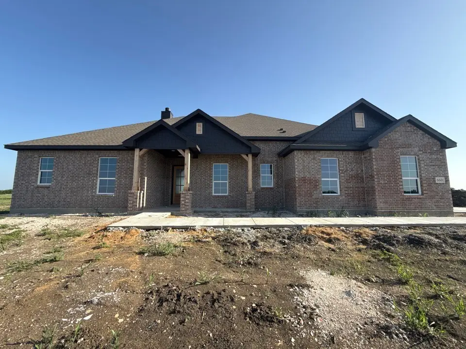 660 County Road 200, Valley View, TX 76272 - #1