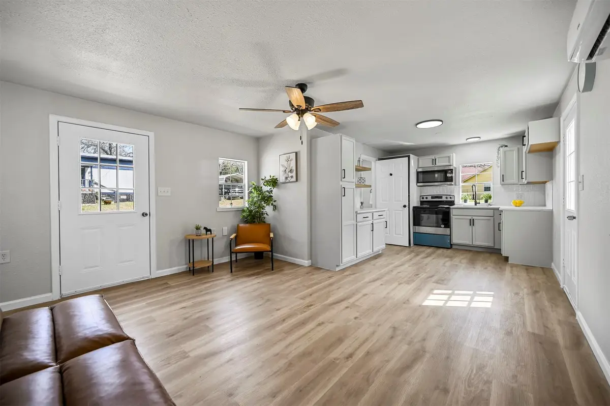 88 Live Oak Street, Alvarado, TX 76009 - #1