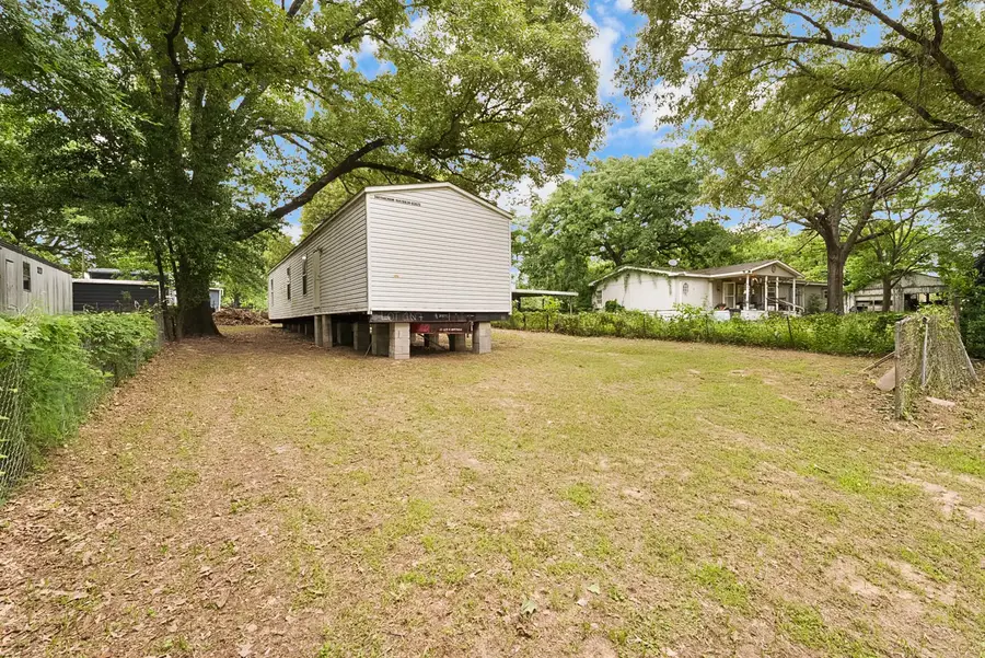 117 Crestwood Drive, Mabank, TX 75156 - #2