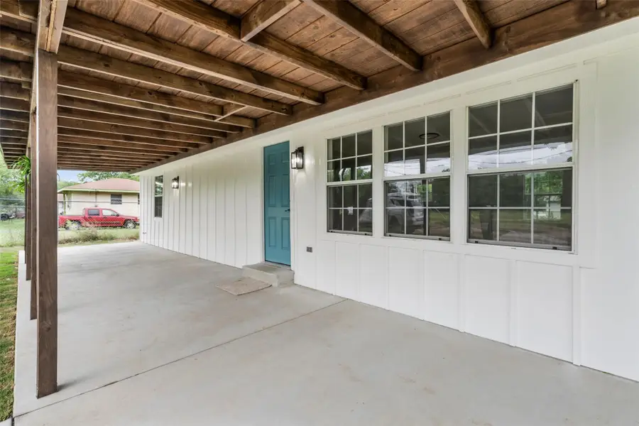 407 Johnson Street, McGregor, TX 76657 - #3