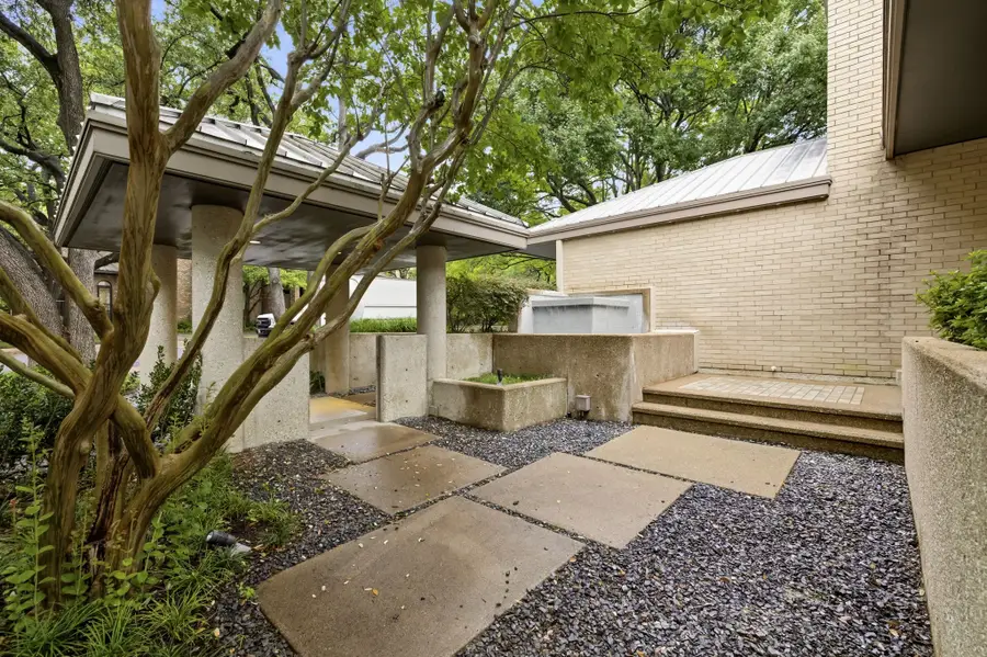 9 Hallshire Court, Dallas, TX 75225 - #2
