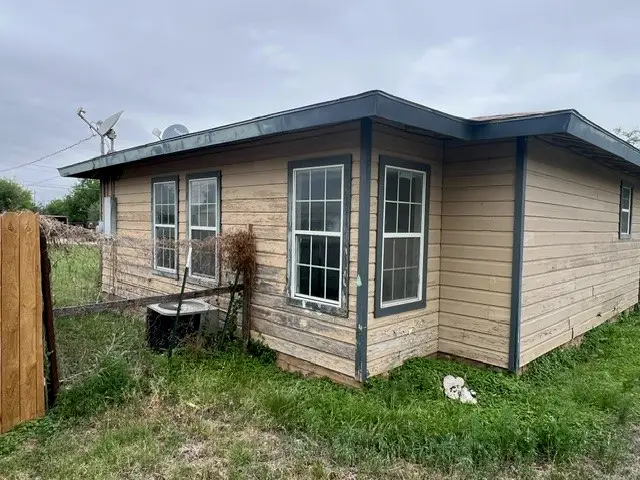 330 Avenue M, Anson, TX 79501 - #3