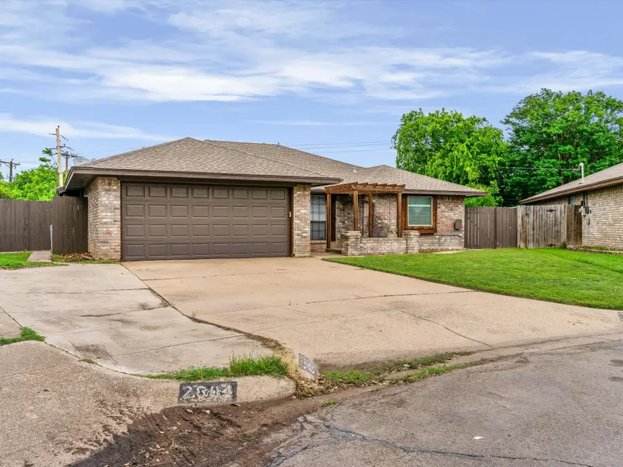 2600 S Meadow Drive, Fort Worth, TX 76133 - #3