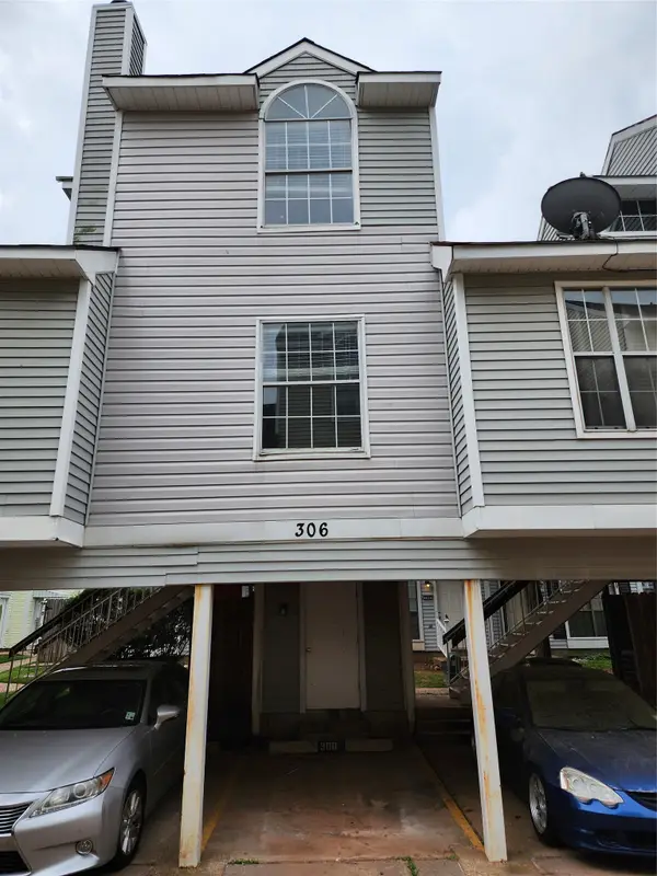 306 Settlers Park Drive, Shreveport, LA 71115