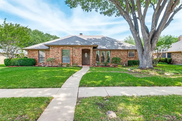 2401 Radcliffe Drive, Rowlett, TX 75088