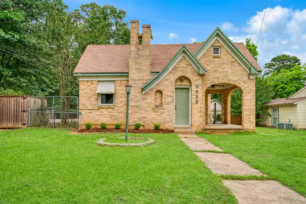 2335 Simpson Street, Paris, TX 75460