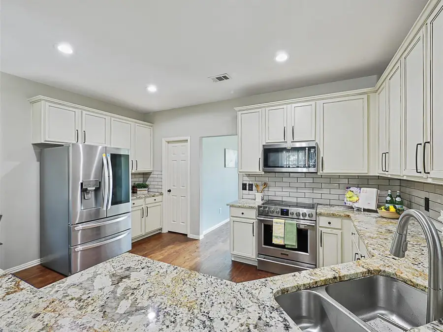 5004 Rain Forest Drive, McKinney, TX 75070 - #2