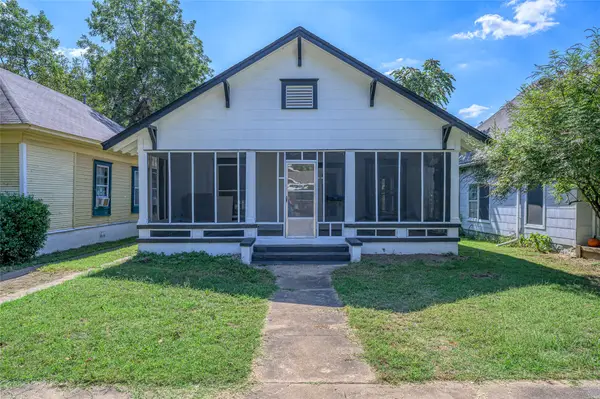 708 W Texas Street, Denison, TX 75020
