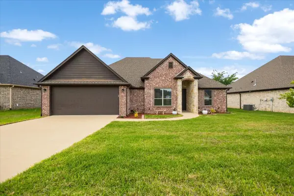 2009 Grassy Ridge Lane, Tyler, TX 75703