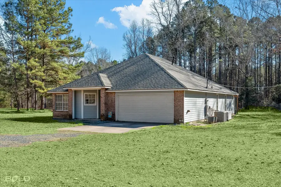 136 Scarborough Road, Benton, LA 71006 - #3
