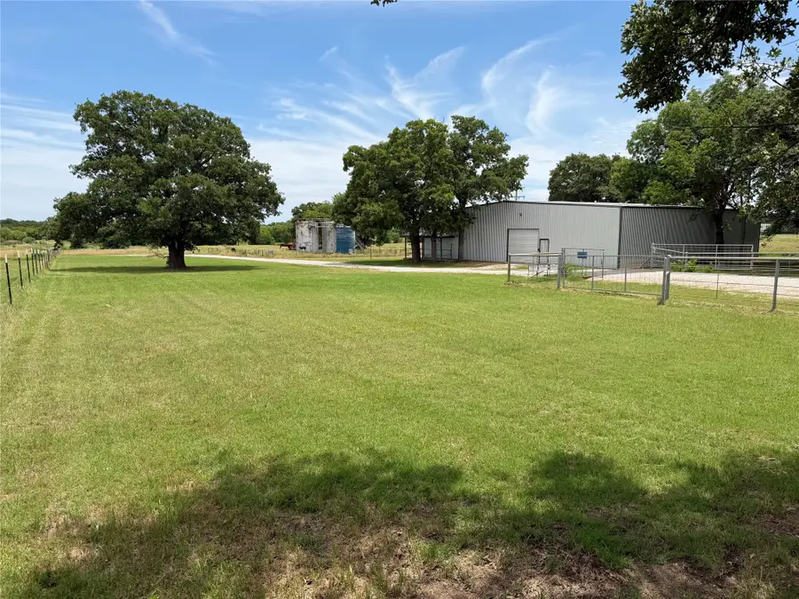 533 Redbird Lane, Bowie, TX 76230 - #2