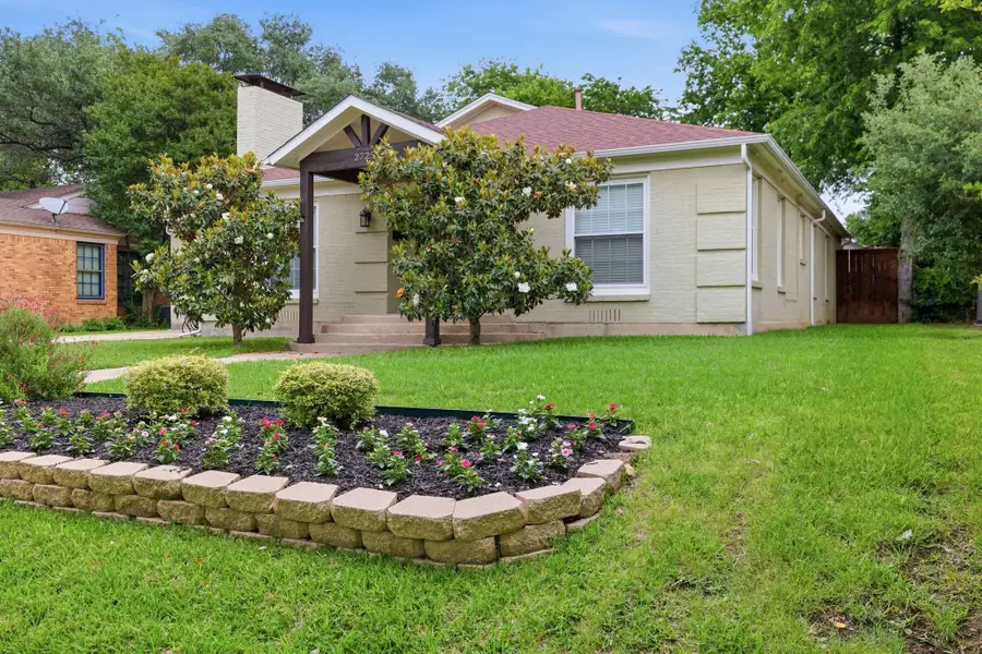 2725 Ryan Place Drive, Fort Worth, TX 76110 - #2