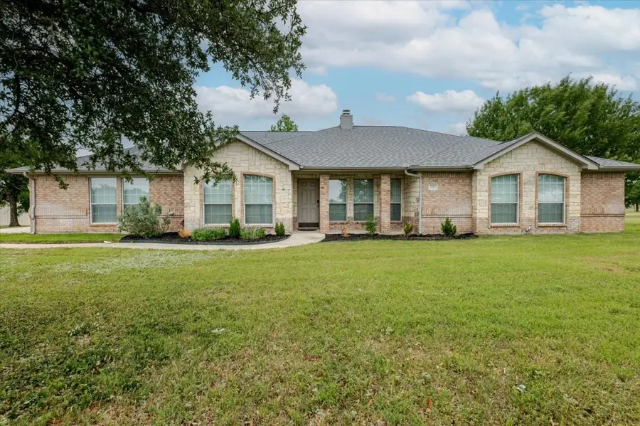 306 N Rolling Plains Drive, Rhome, TX 76078 - #3