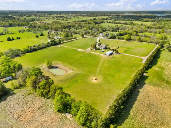 1880 County Road 2610 #A, Bonham, TX 75418