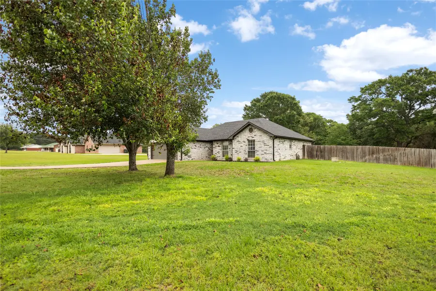 3589 Lansing Switch Road, Longview, TX 75602 - #3