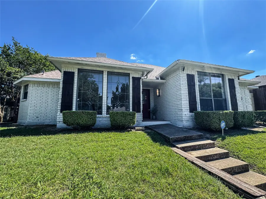 418 Whispering Hills Drive, Duncanville, TX 75137 - #3