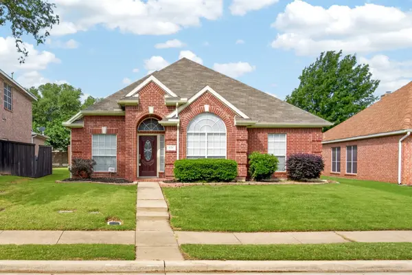 824 High Meadow Court, Lewisville, TX 75077