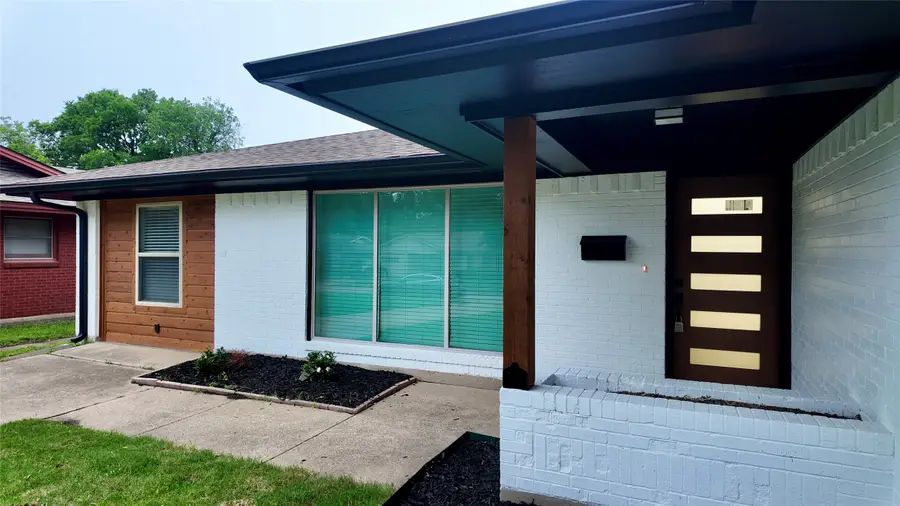 11343 Lippitt Avenue, Dallas, TX 75218 - #2