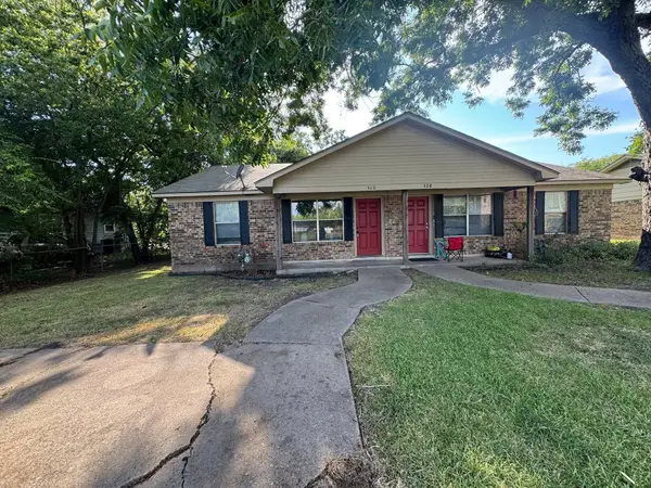 304 Mcbride Street, Lone Oak, TX 75453