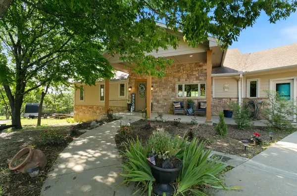 132 Southside Drive, Gainesville, TX 76240