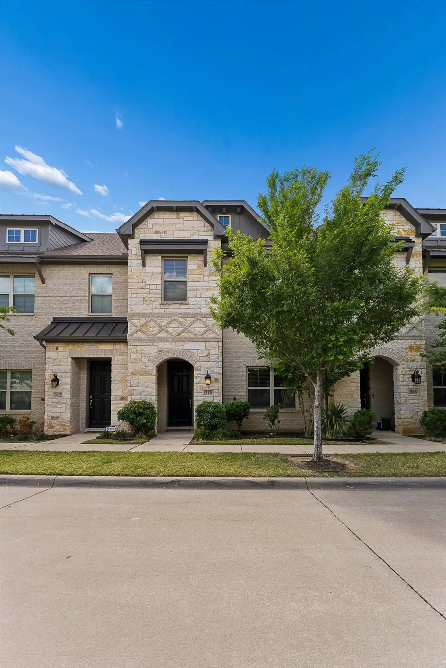 310 Ferndale Street, Lewisville, TX 75056 - #2