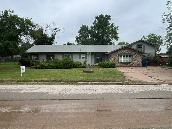 1305 W Elliott Street, Breckenridge, TX 76424