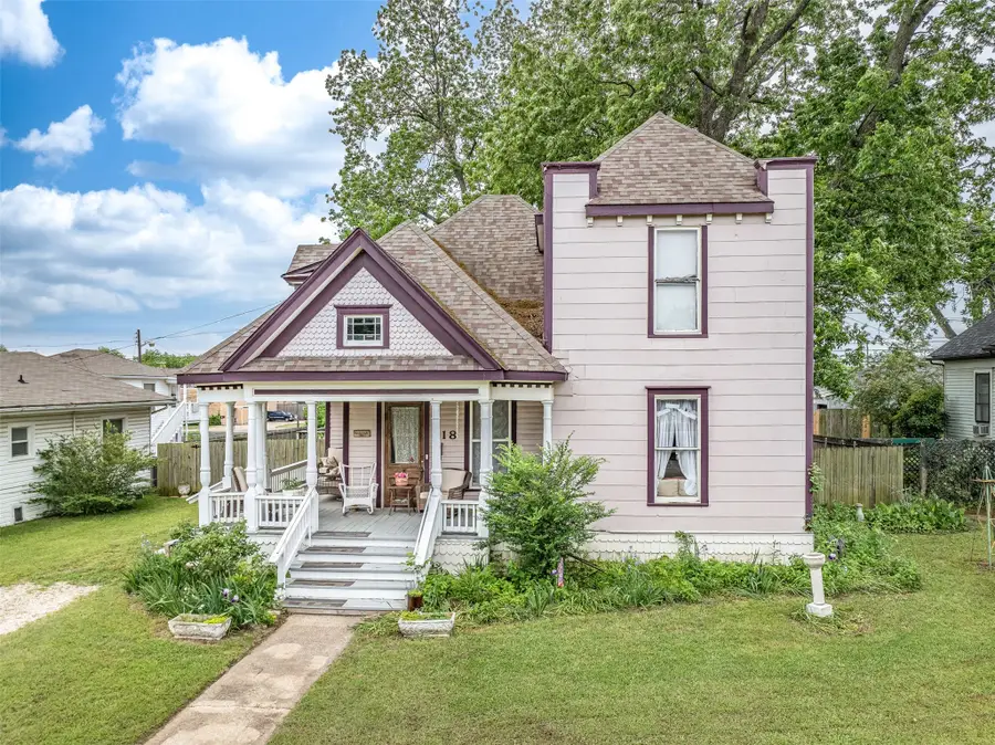 618 W Chestnut Street, Denison, TX 75020 - #2